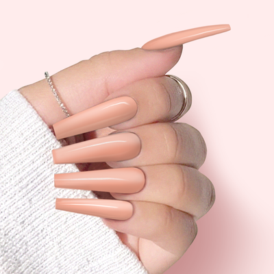 Hands Wearing DD264 LadyLike By IGel Beauty