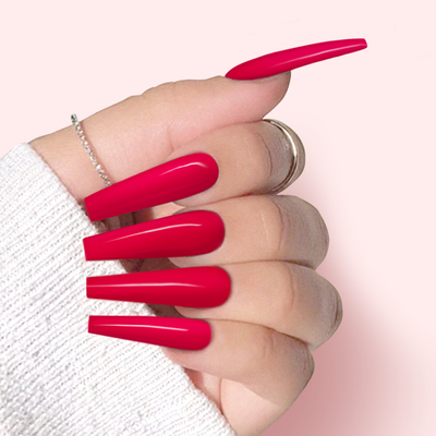 Hands Wearing DD308 I'm Queen By IGel Beauty