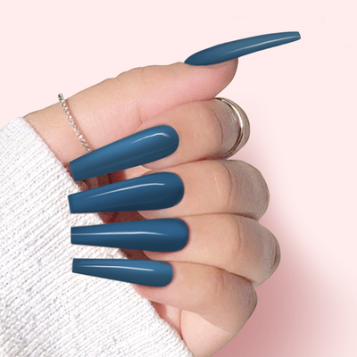 Hands Wearing DD316 All At Sea By IGel Beauty
