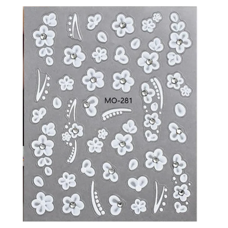 3D white flower nail art