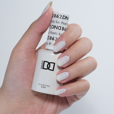 hands wearing DND Gel Polish 862 Pearly Ice