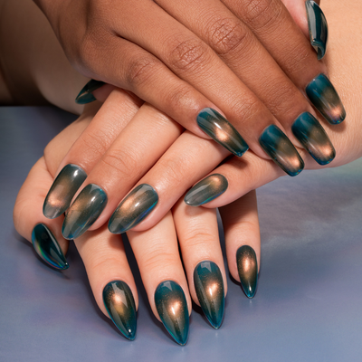 Apres Prismatic Gel - CE22 Guardian Shield hand