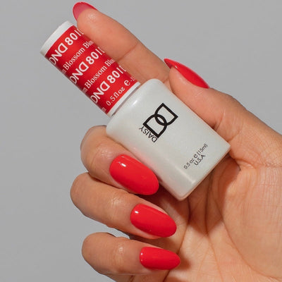 hands wearing DND Gel Polish 801 Blossom
