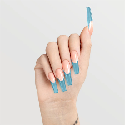 Chaun Legend Glaze Gel - LGG09 Hyptonic Breeze hand