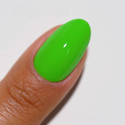 finger wearing color swatch of DND Diva Gel 127 Caterpillar Chronicles