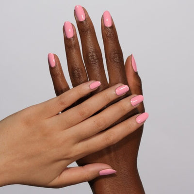 hands wearing DND Diva Gel - 173 Sippin' Rose Tea
