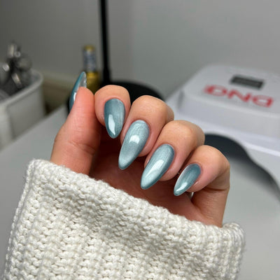 DND Diva 'Glass Slipper' 9D Cat Eye