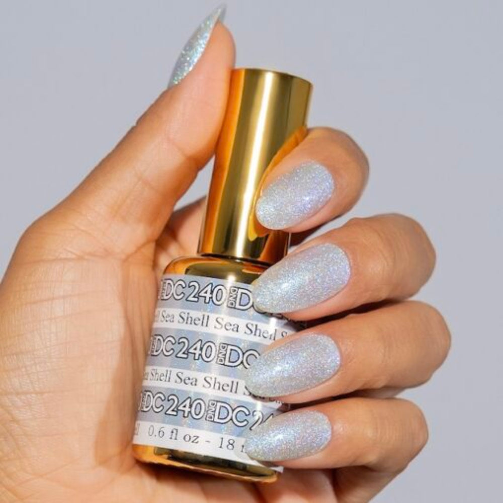 Hands Wearing Mermaid 240 Sea Shell By DND DC