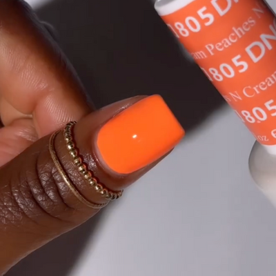 finger swatch of DND Gel Polish - 805 Peaches N Cream