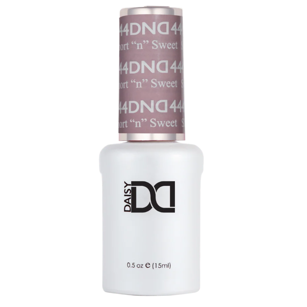Gel bottle of DND Gel 444 Short "n" Sweet