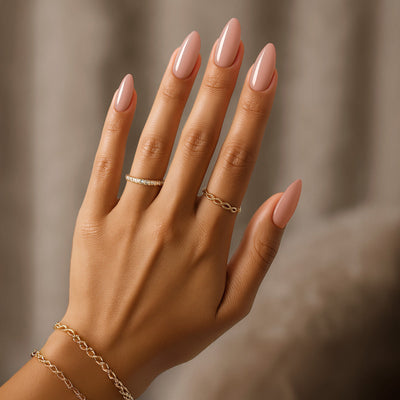 hands wearing Chaun Legend Gel Nutty Delight