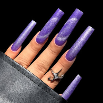 hands wearing MFX506 Berry Haze Magnetic FX Gel by Kiara Sky