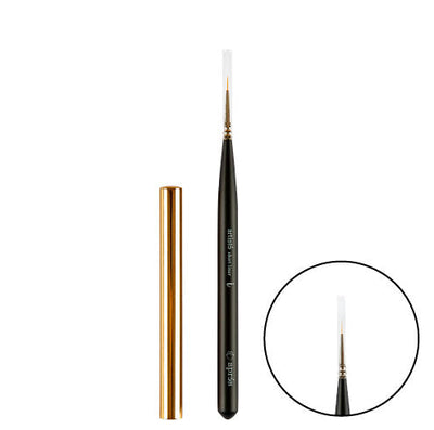 Short Liner Brush by Apres