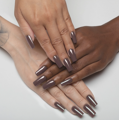 Apres Gel Couleur (HEMA-free, TPO-free) - 252 Blood Moon hand