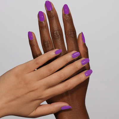 DND Diva Gel Polish - 197 Masquerade hand