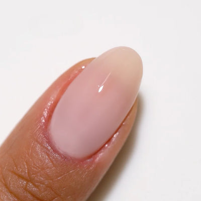 DND DC Dap Dip Powder 1.6oz - 2461 Milky Pink finger