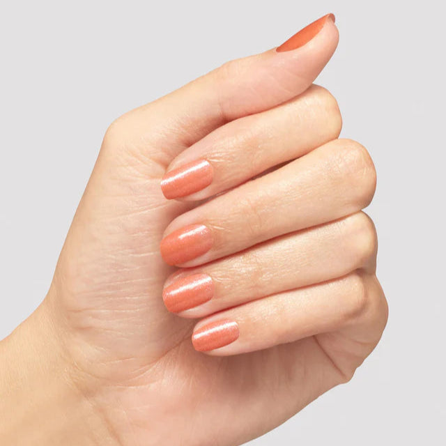 OPI Intelli-Gel - S041 Keep it Surreal Hand