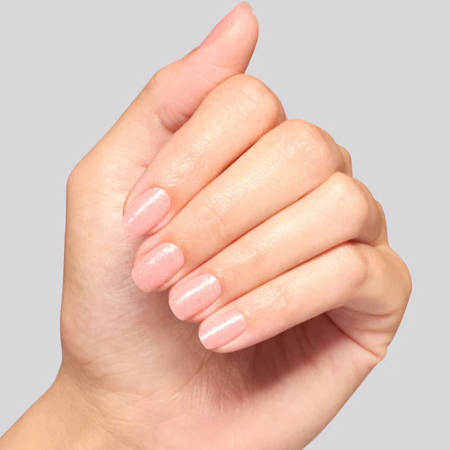 OPI Infinite Shine L163 - Suzi's Pedicure Throne Hand