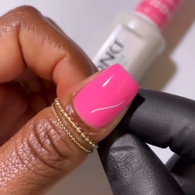 hands wearing DND Gel Polish 720 Gumball