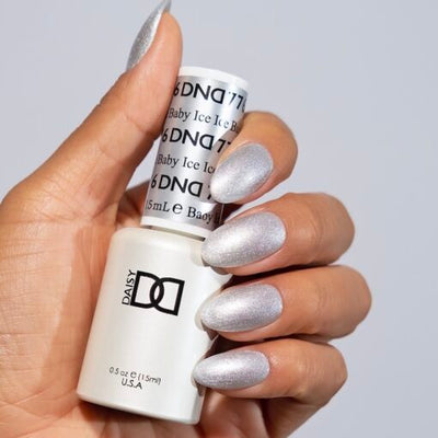 DND Gel & Polish Duo 776 Ice Ice Baby