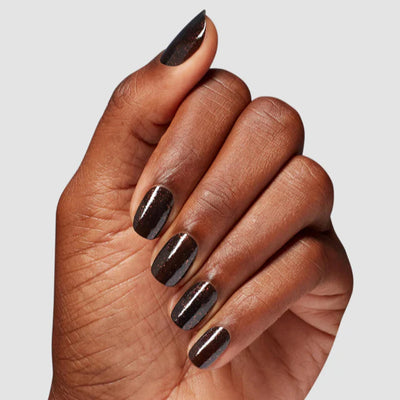 OPI Dip - F035 Grunge Queen hand