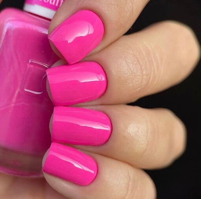 Hands wearing 809 Soulflower Trio by DND