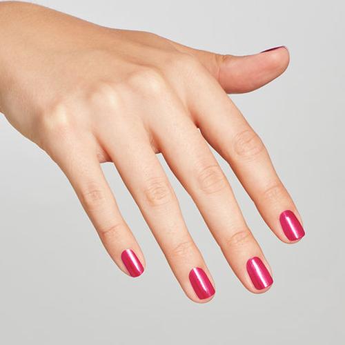 hands wearing H011 15 Minutes of Flame Gel & Polish Duo by OPI