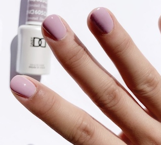 hands wearing 605 Dovetail Trio by DND