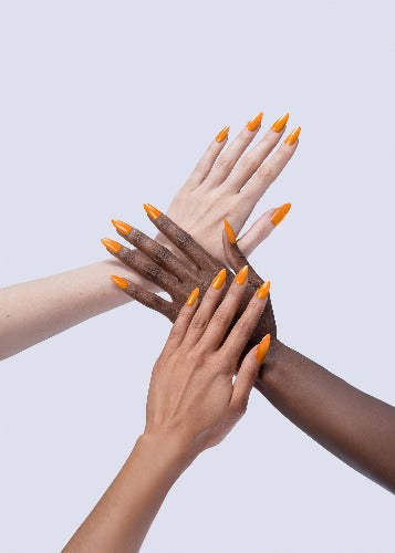 Swatch of 110 Bodacious Acrylic Powder By Valentino Beauty