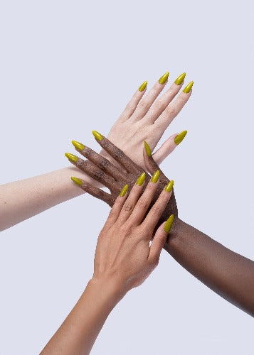 Swatch of 082 Gel Polish By Valentino Beauty