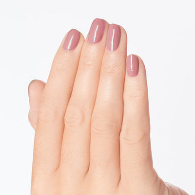 hands wearing H001 Suzi Calls The Paparazzi - Dip Powder 1.5oz by OPI