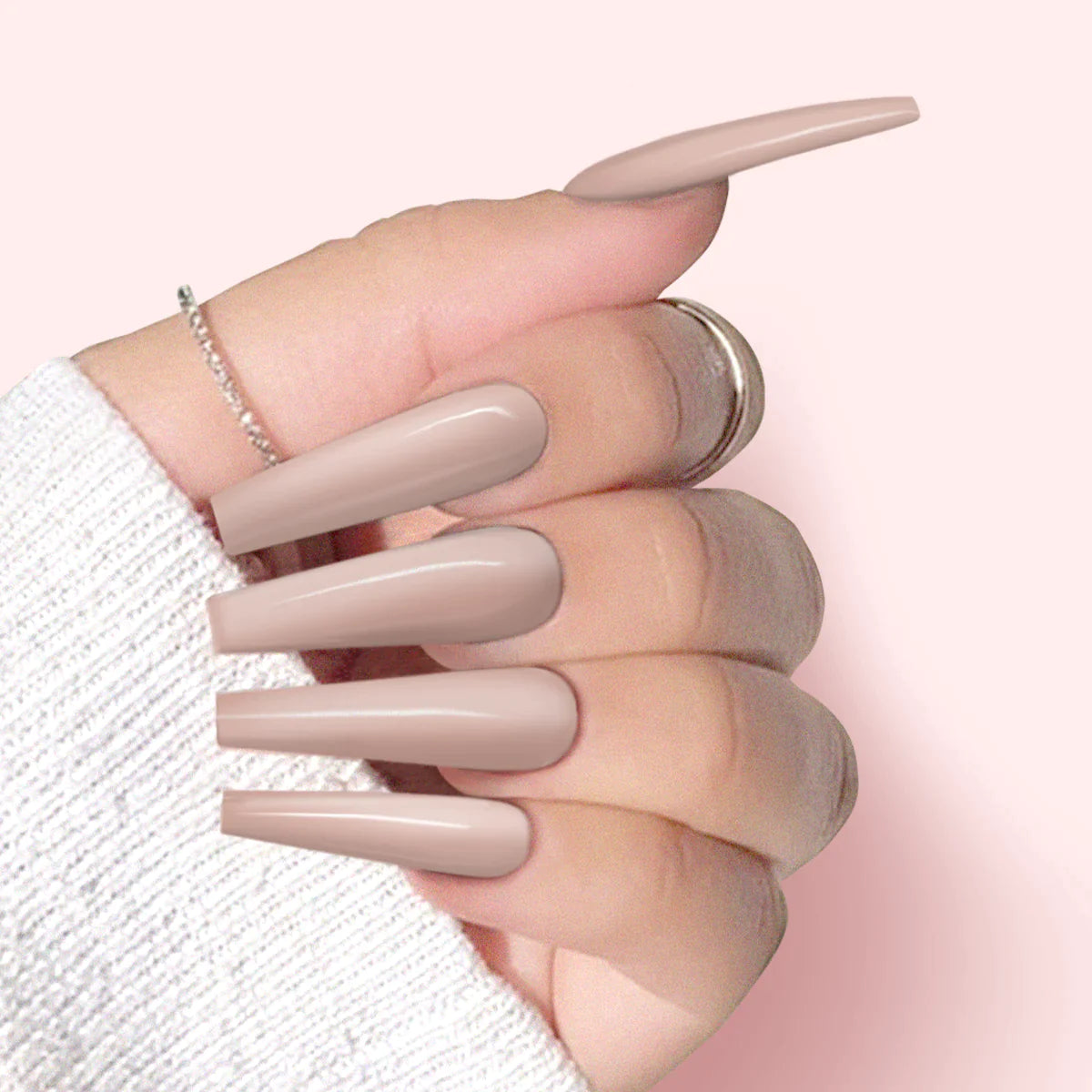 Sample of DD287 Eccentric By IGel Beauty