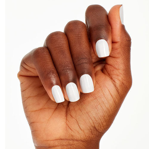 hands wearing L26 Suzi Chases Portu-Geese - Dip Powder 1.5oz by OPI