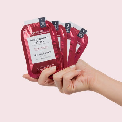 example of Peppermint Swirl 4 in 1 PediBox by Voesh