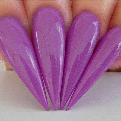 hands wearing 516 Charming Haven Dip Powder by Kiara Sky