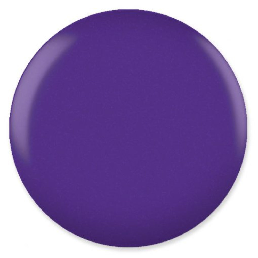 swatch of 581 Grape Jelly Gel & Polish Duo by DND