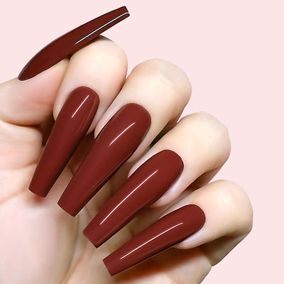 Hands wearing D5107 Hex Appeal All-in-One Powder by Kiara Sky