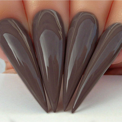 hands wearing 513 Roadtrip Dip Powder by Kiara Sky