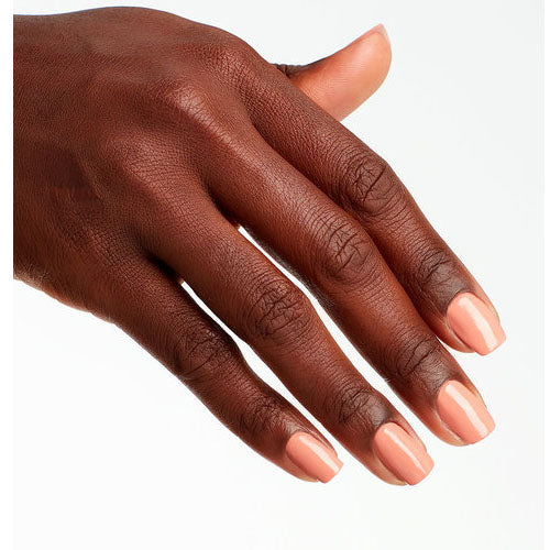 hands wearing V25 A Great Opera-Tunity - Dip Powder 1.5oz by OPI