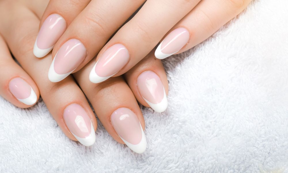 A Quick Guide to Monomer and Polymer for Nails