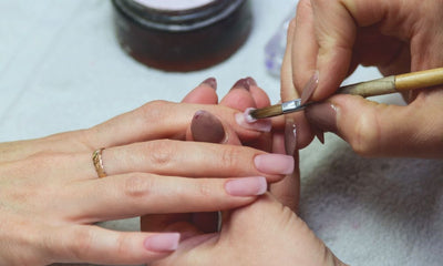 5 Reasons Your Gel Polish Is Peeling Off Your Acrylics – Nail Company  Wholesale Supply, Inc