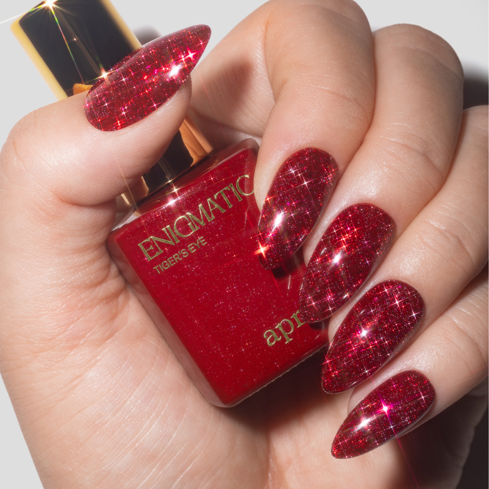 Apres Enigmatic Gel - FG17 Tiger's Eye hand
