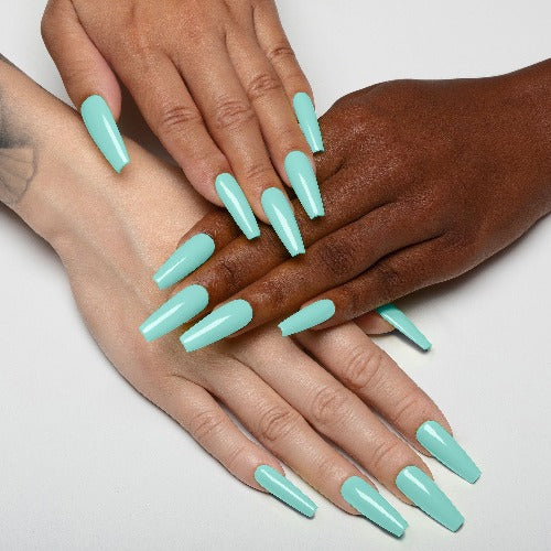 Apres Gel Couleur (HEMA-free, TPO-free) - 232 Tiffany's Sister hand