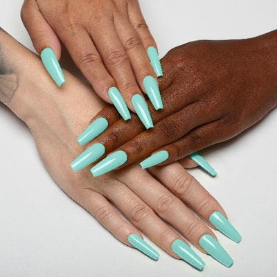 Apres Gel Couleur (HEMA-free, TPO-free) - 232 Tiffany's Sister hand