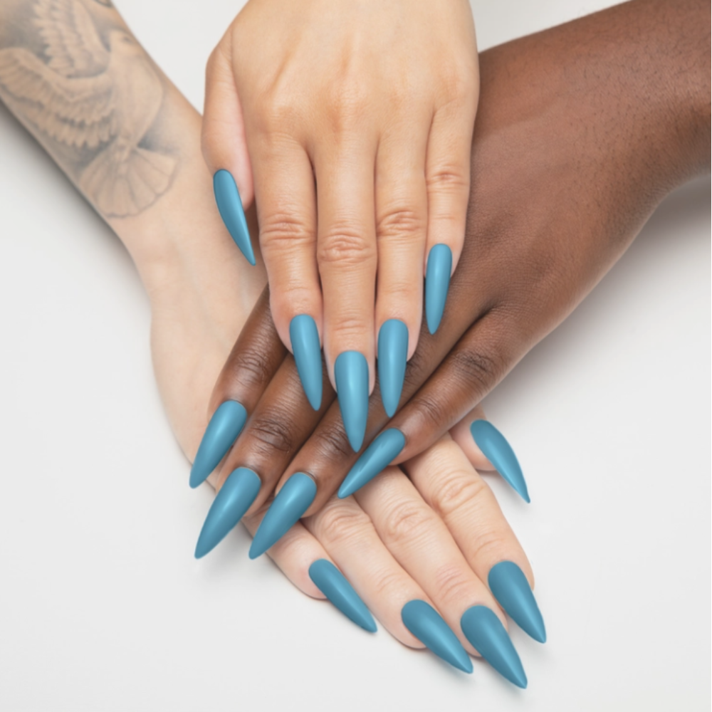 Apres Gel Couleur (HEMA-free, TPO-free) - 248 Chasing Waterfalls hand