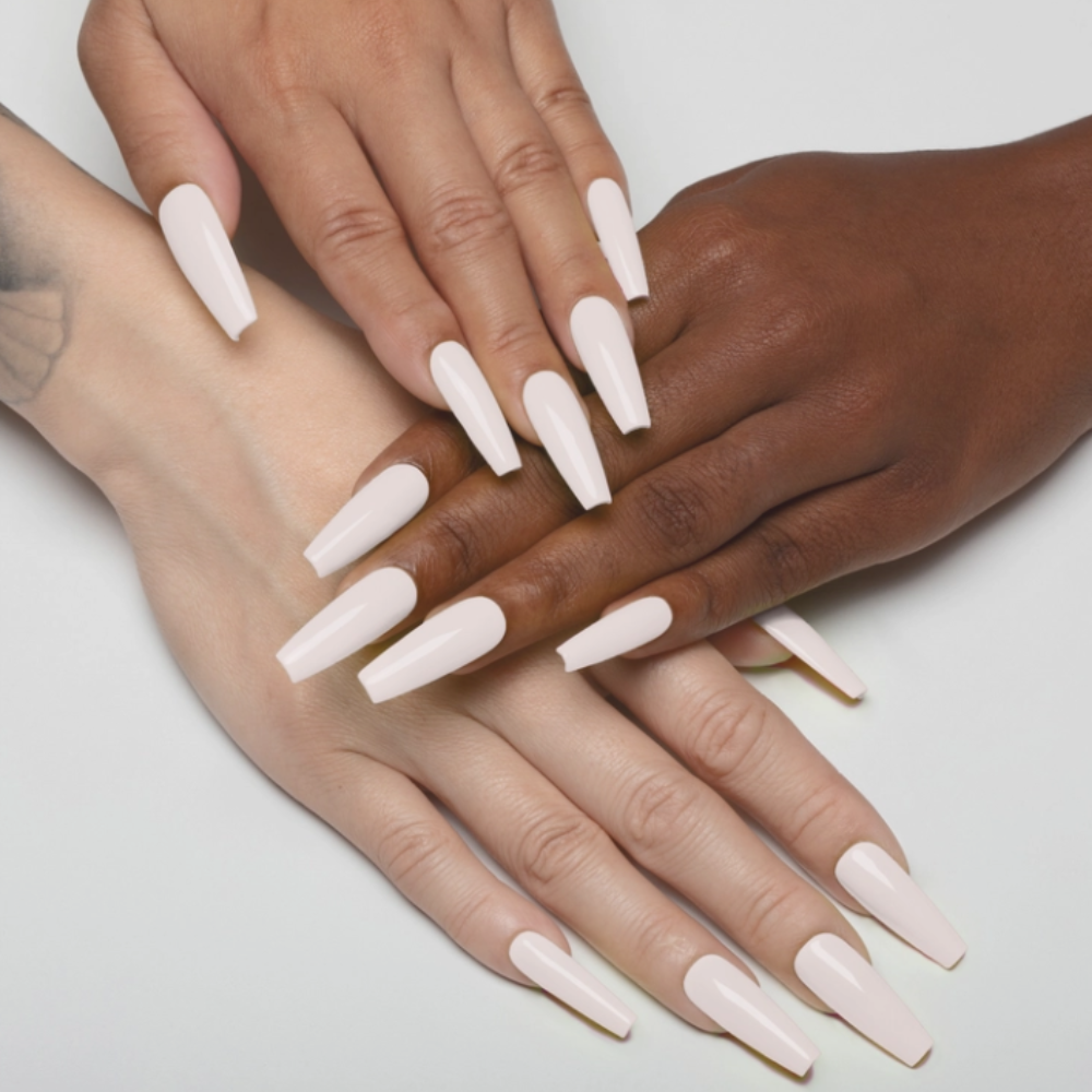 Apres Gel Couleur (HEMA-free, TPO-free) - 275 Sweet Cream hand