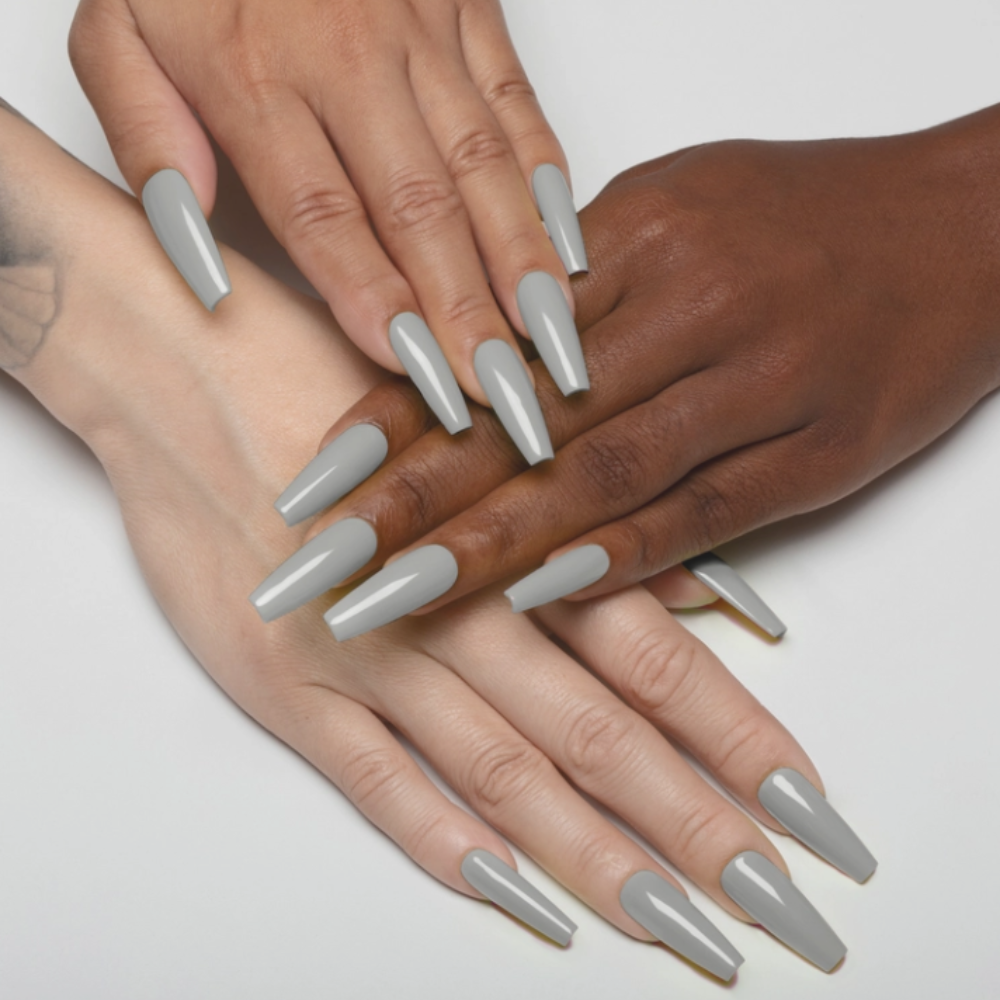 Apres Gel Couleur (HEMA-free, TPO-free) - 331 Seal Of Approval hand