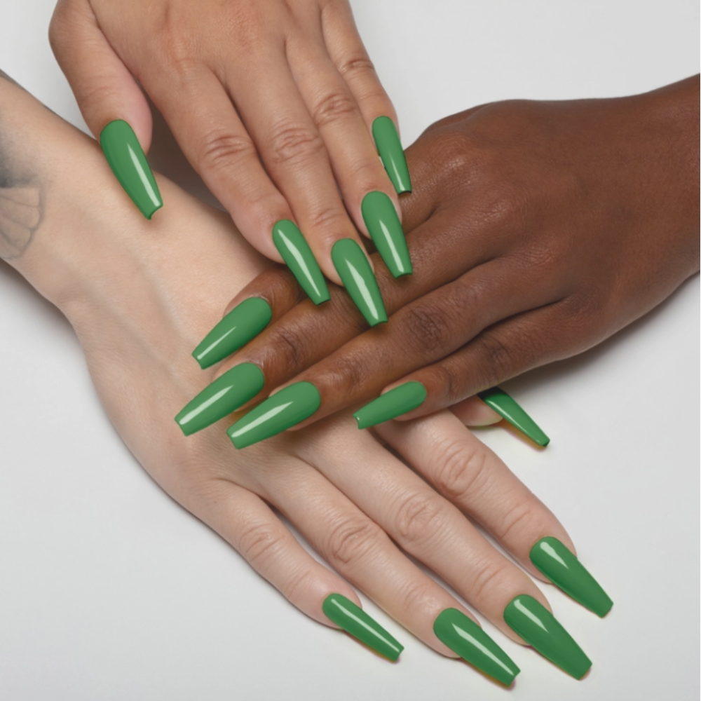 Apres Gel Couleur (HEMA-free, TPO-free) - 350 You're So Ferny! hand