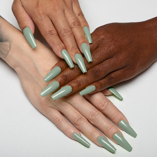 Apres Gel Couleur (HEMA-free, TPO-free) - 354 Popped Pistachio hand