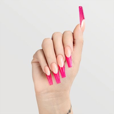 Chaun Legend Glaze Gel - LGG02 Barbie On The Rocks hand